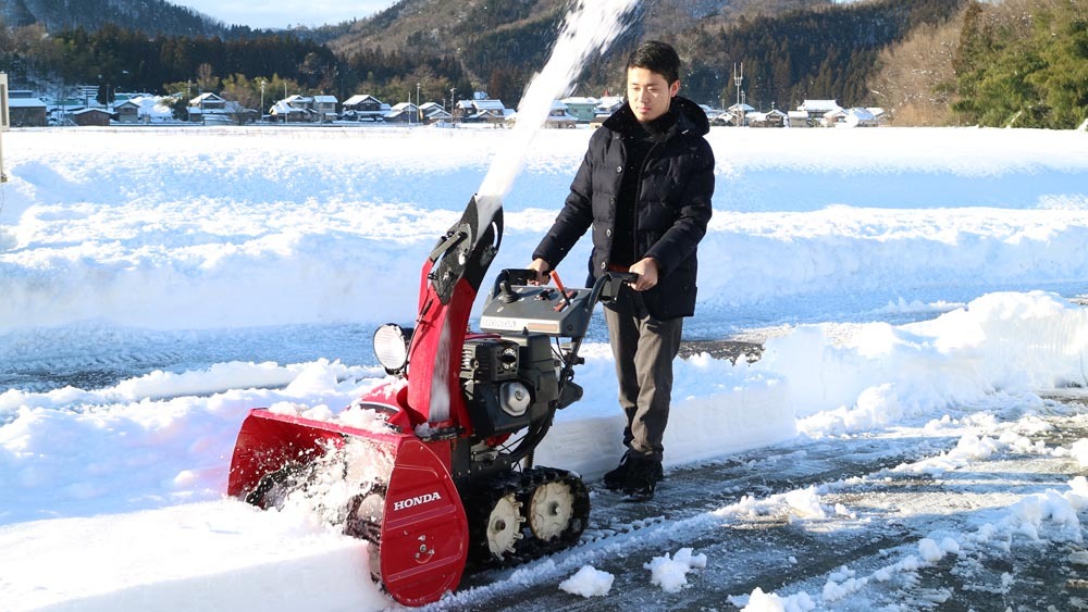 除雪機を安全にお使い頂くために